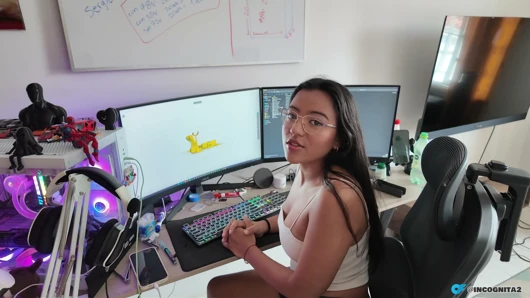 Hot worker gets horny when she sees her boss's cock