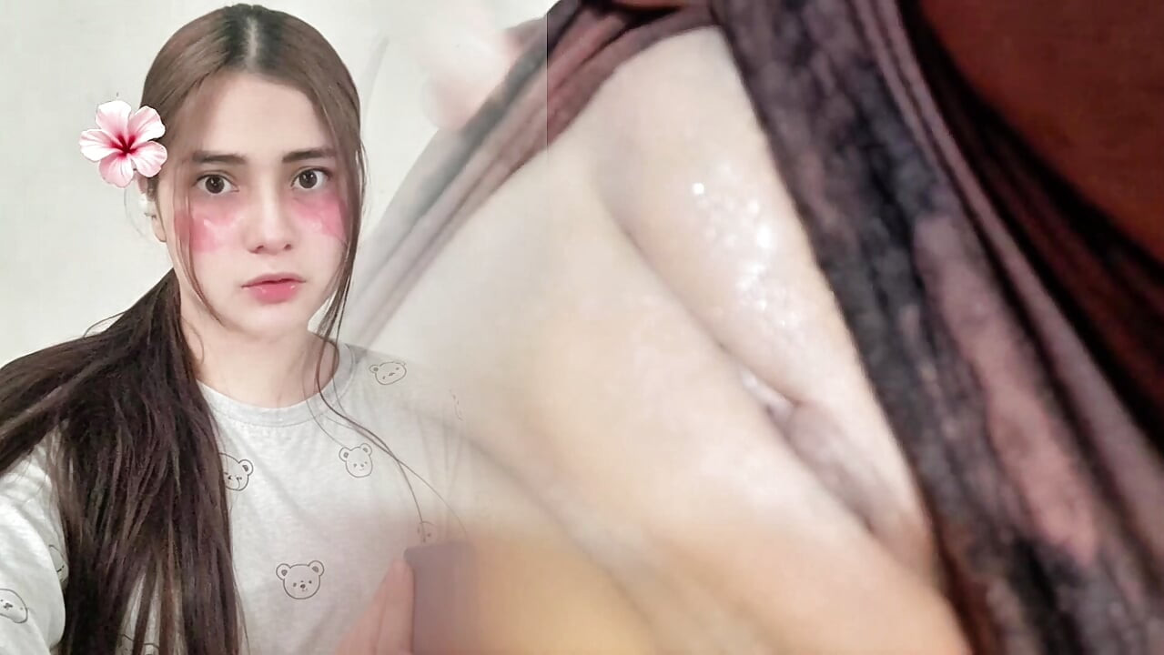 Kantot sa cute na virgin na nagtapos sa maruruming panty