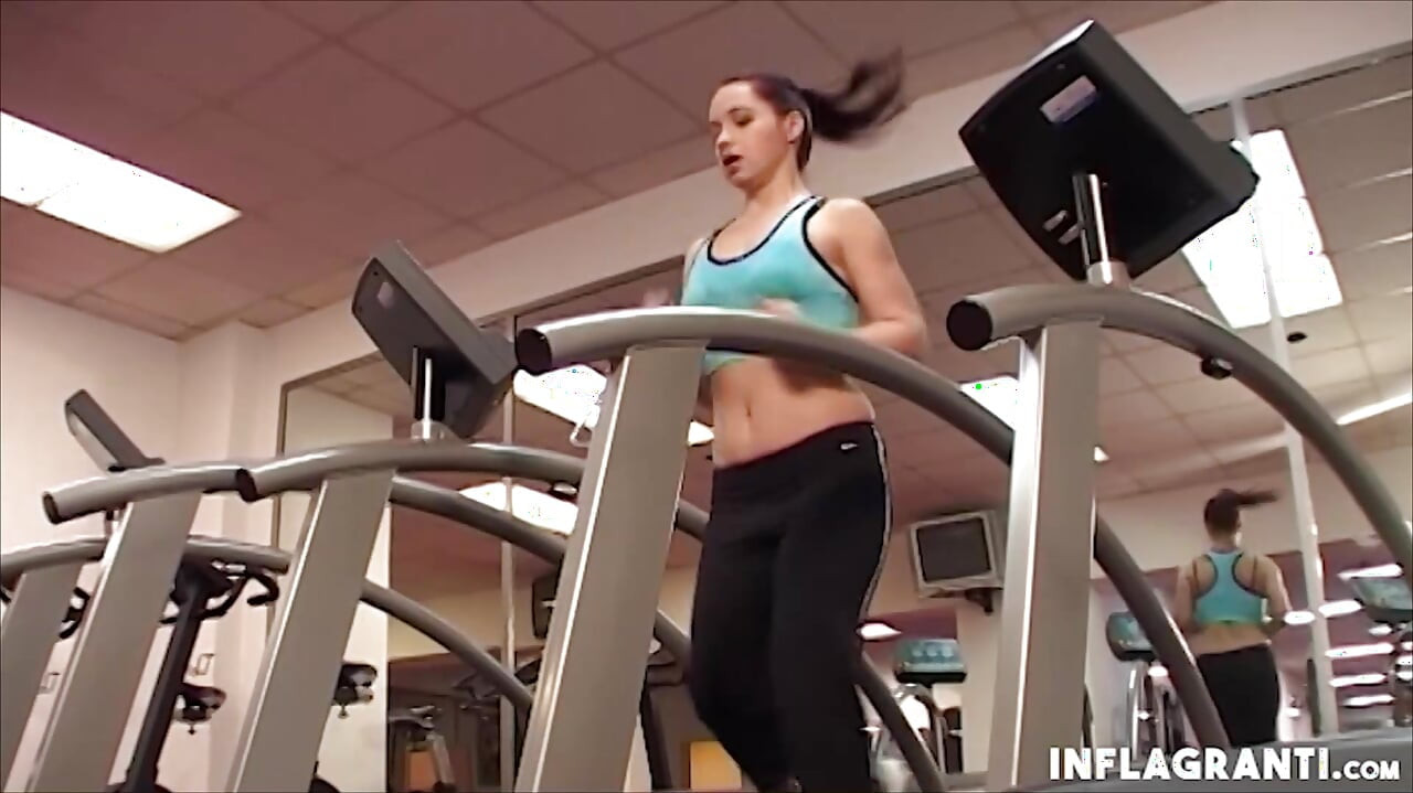 Polish cutie gets rammed in the gym