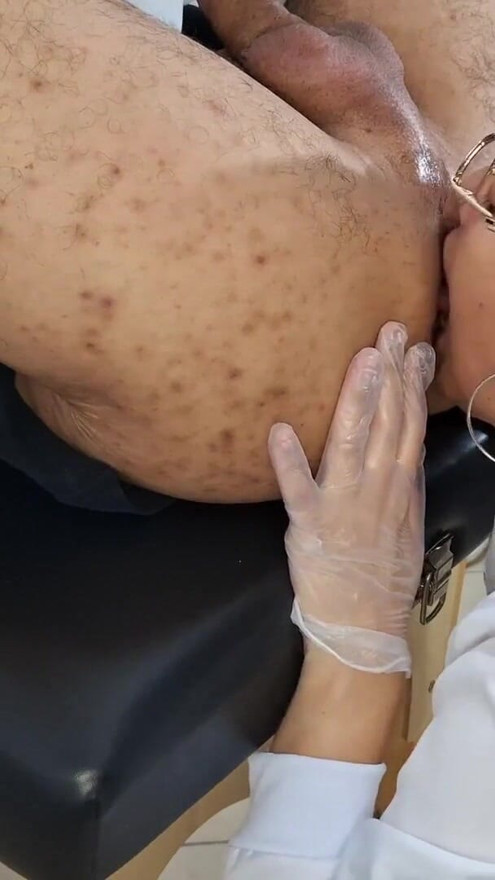 Patient is seen by a lesbian urologist who fucks him. | Clip 1