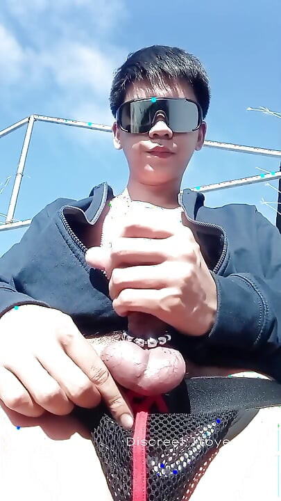 Early Morning Outdoor Masturbation