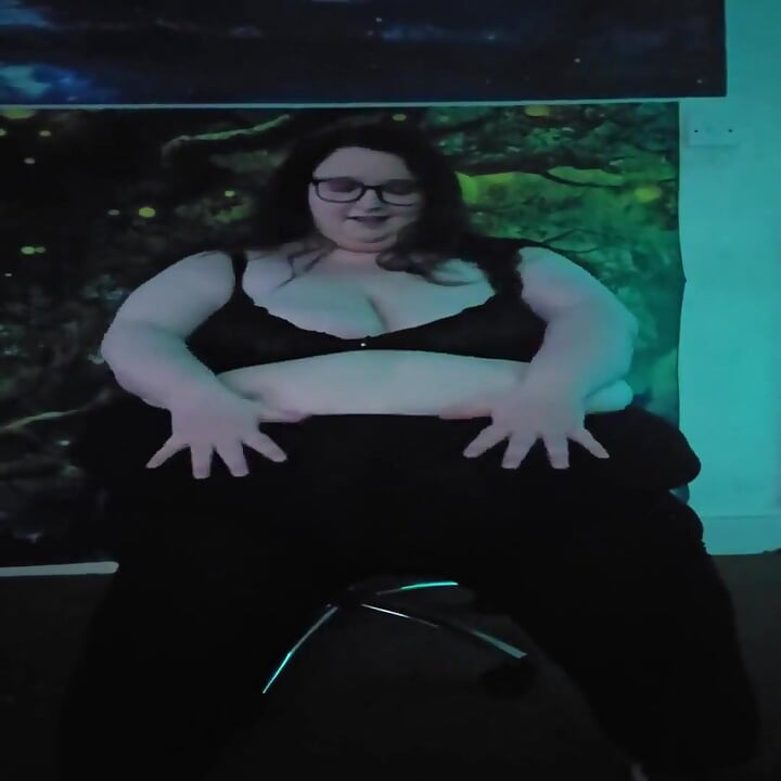 Sexy SSBBW Strip Tease on Office Chair