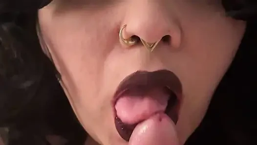 Gerçek çift ev yapımı oral seks! Ahegao Yüze boşalma