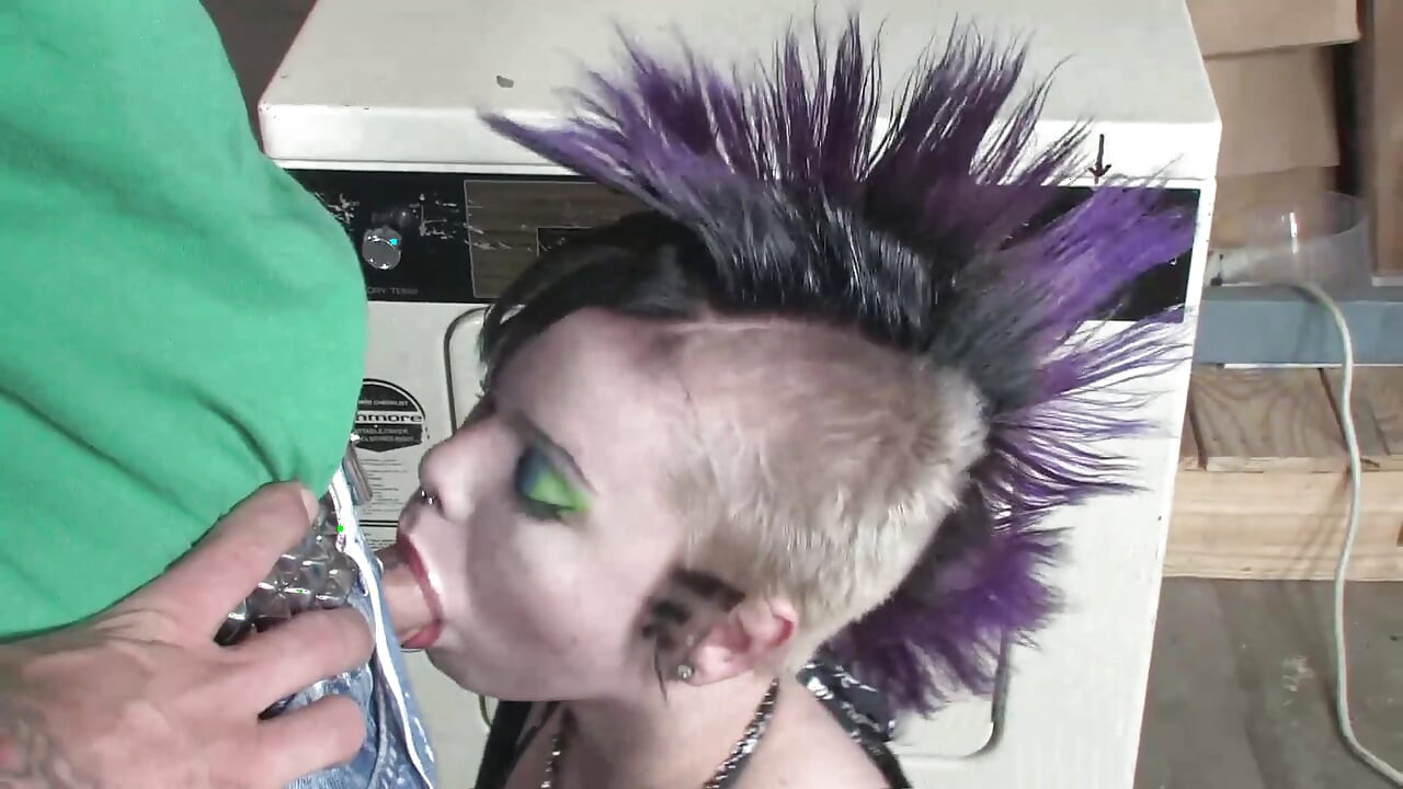 런던의 펑크 러브 스토리...