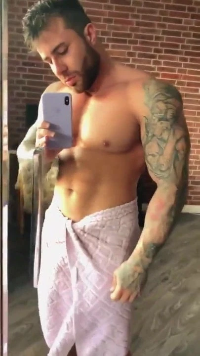 Gay Sex : Maximilian Barmin Teasing 10