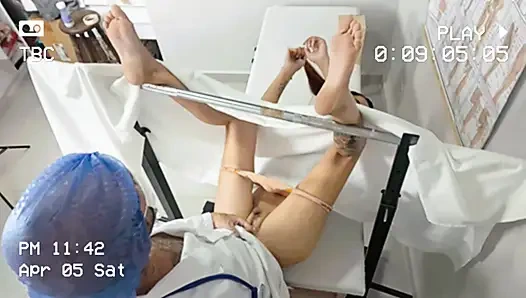 Гинеколог теряет мобильный телефон и слитые в сеть видео его пациентов