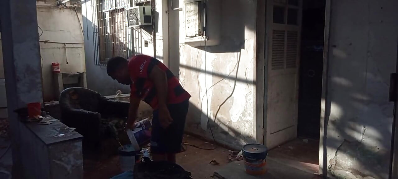 Tukang batu meniduri isteri bos