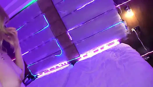 Bagian 3: pecandu tuan rumah yang mudah dan seksi!