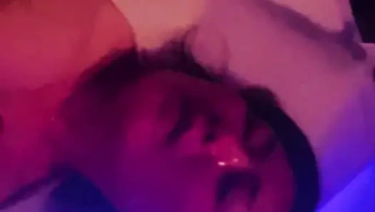 Einer verheirateten frau beim masturbieren helfen