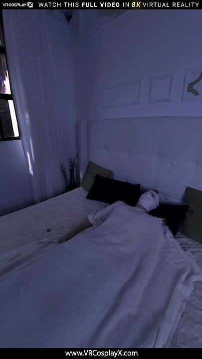 Vrcosplayx Kylie Rocket作为猫女将引导你度过性快感的神秘 第3部分