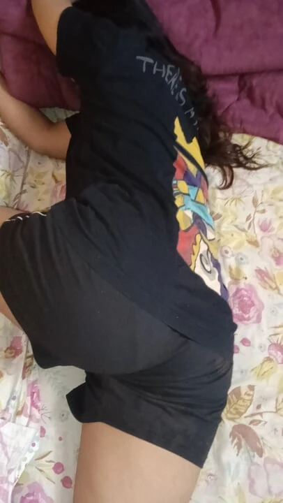 Main aur meri seksi garl phrend vidiyo banate hain