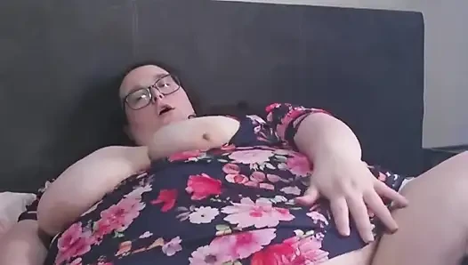 SSBBW orgasmus in einem sonnenkleid
