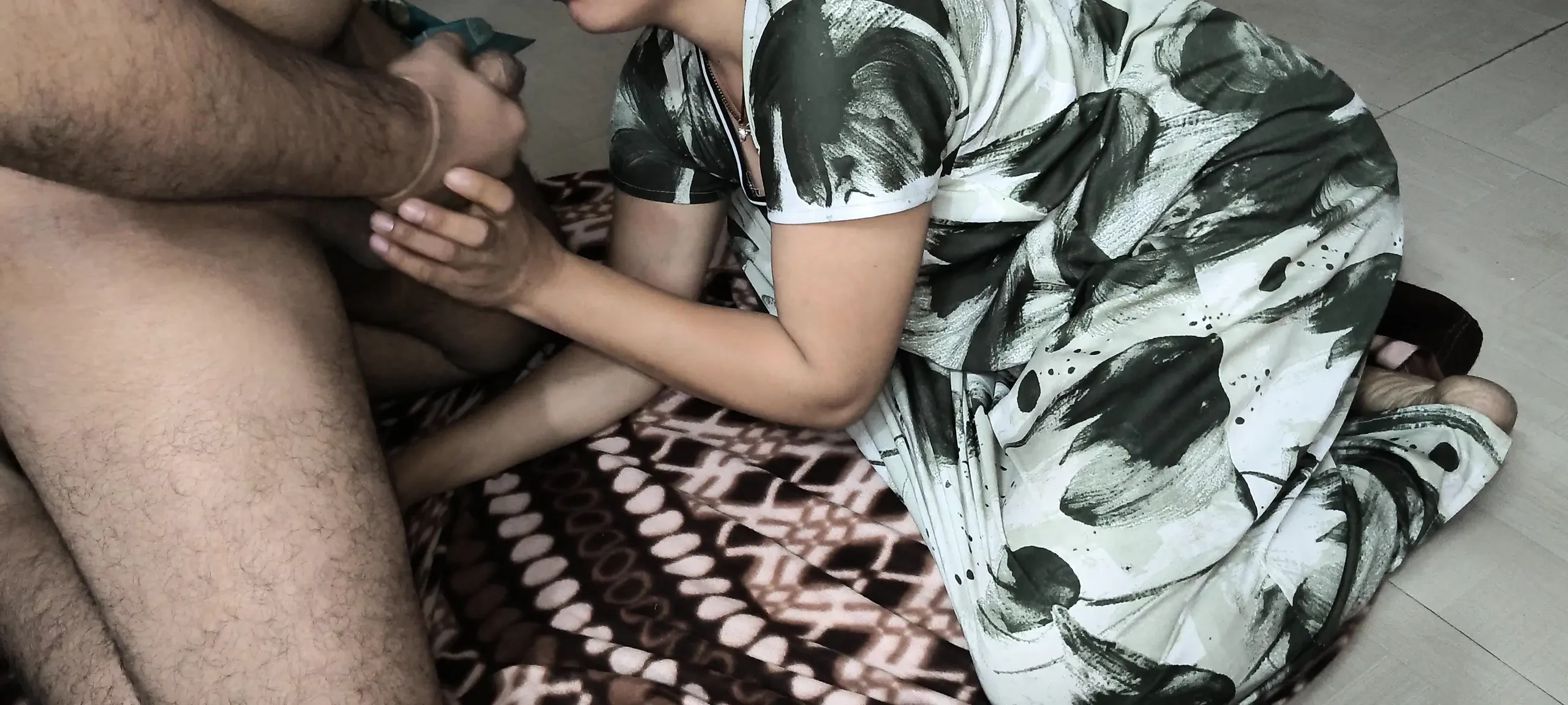 Dasi bhabhi with devar pura chus liya full enjoying with anjali bhabhi