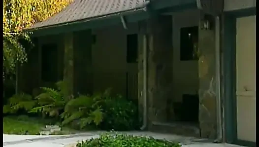Gadis seksi dan pacarnya berhubungan seks di tempat tidur