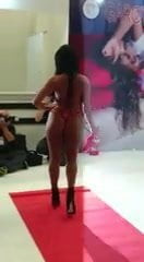 Desfile Garota Veneno
