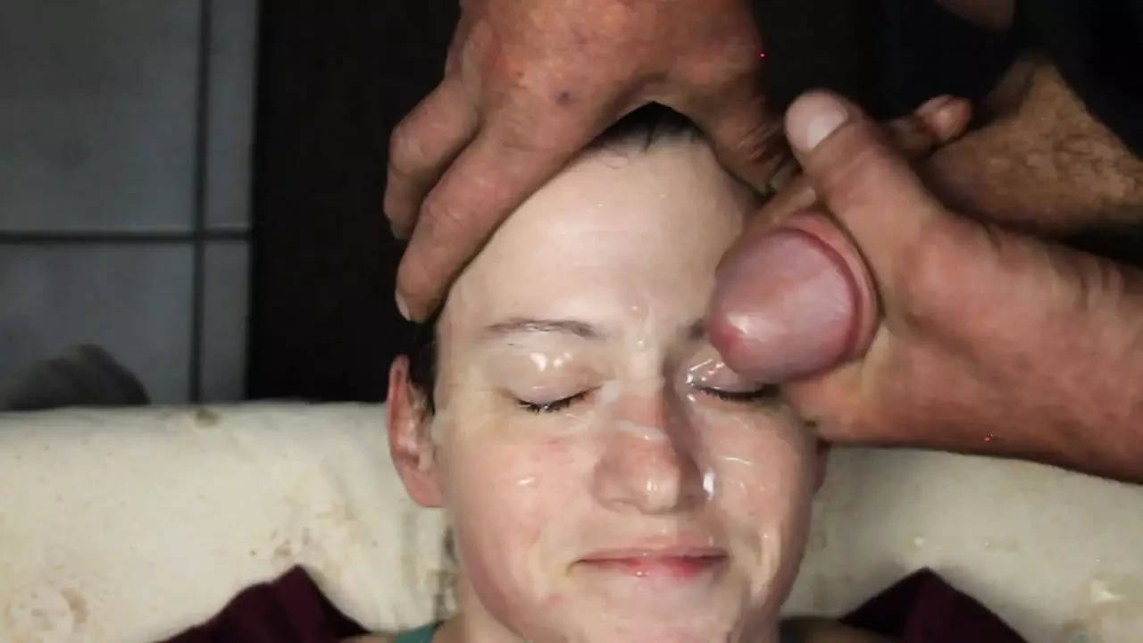 Dirtydees – I love when friends come to visit to make my eyes disappear.