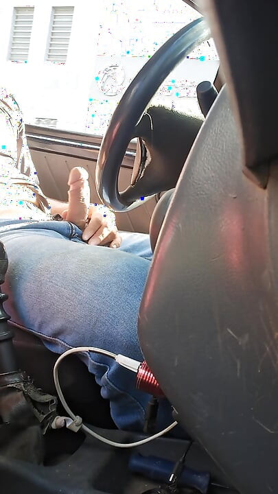 Come mi piace guidare con la mano sul cambio