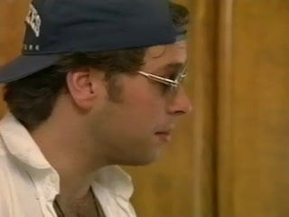 Γαμήσι στην κουζίνα