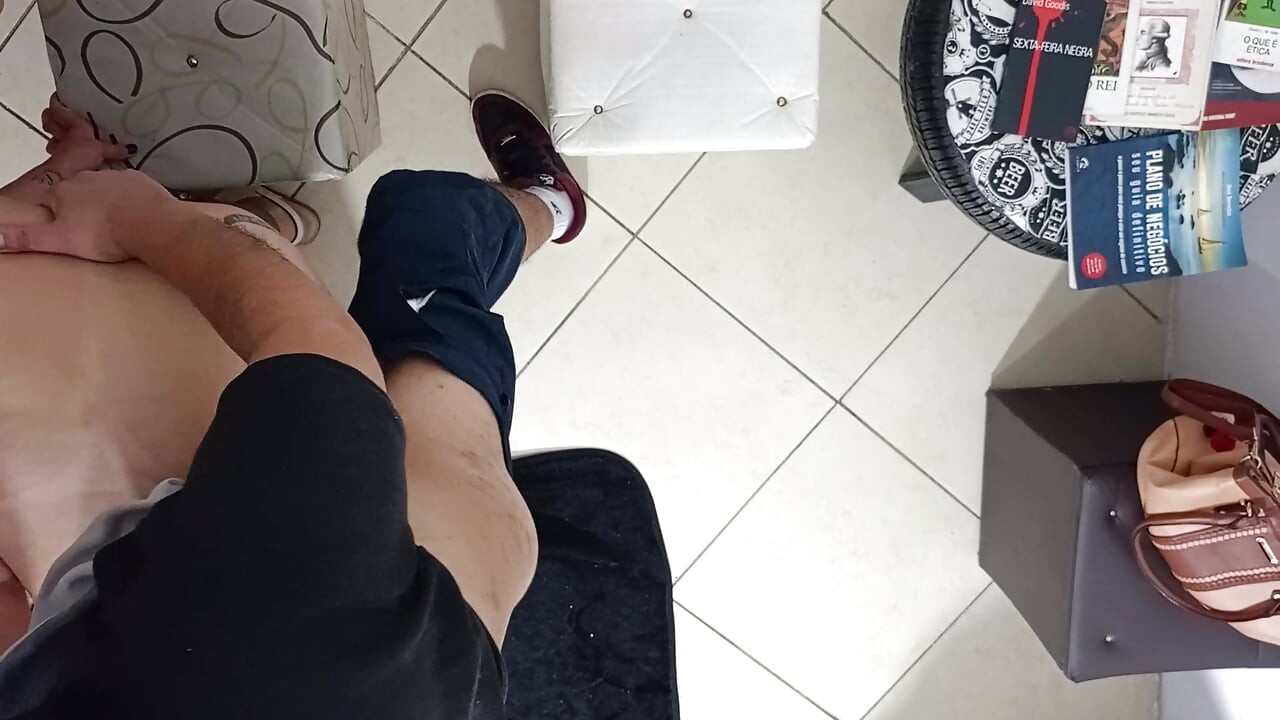 Μια αίθουσα αναμονής είναι ένα καλό μέρος για να κάνετε σεξ.