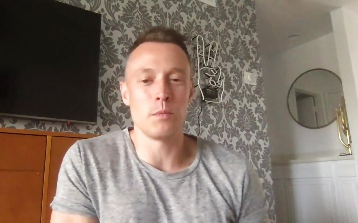 It Takes a Village for Gay Sex Chat