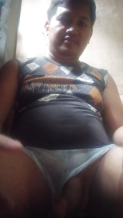 Hiding myself to masturbate until I cum
