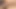 Asiatisches schätzchen mit frechen titten reitet im freien eine pulsierende stange