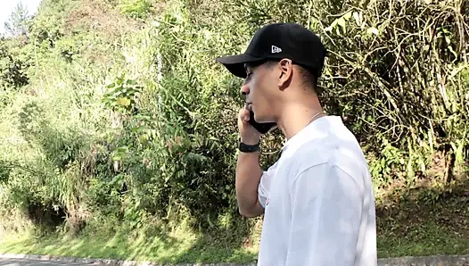 Mekanik dan pacar sama cewek semok latina