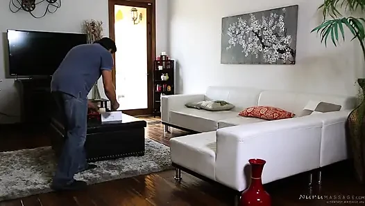 Gegenüber, stiefvater & stiefon bekommen nuru-massage