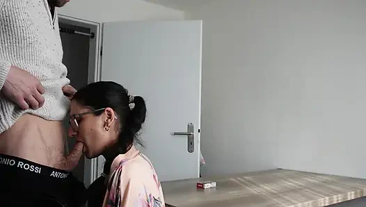 Paki-Mix auf dem Küchentisch hart gefickt