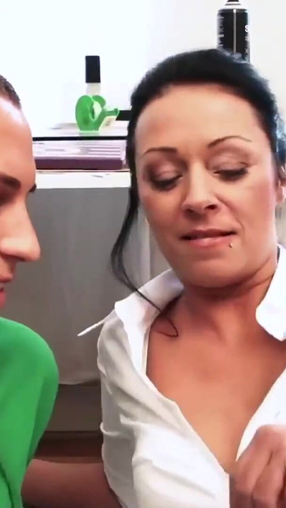 Key moment from "Stiefsohn fickt die notgeile MILF Mama"