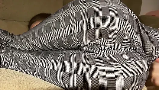 Sıkı anal sikiş, anal parmaklama ve göt yalama