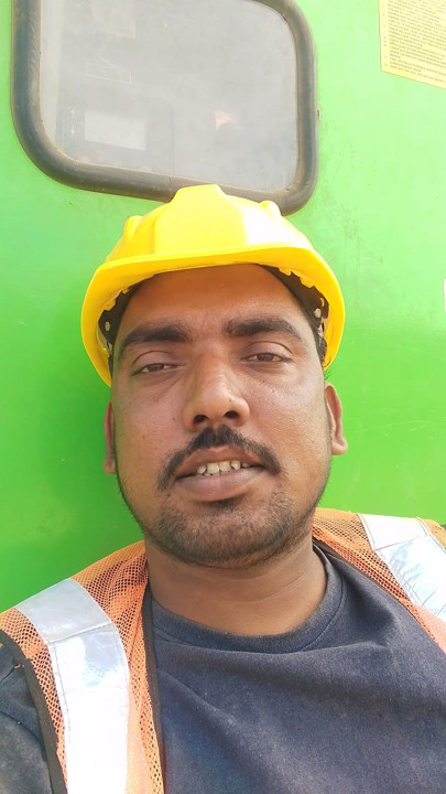 Indian Handsome Hunk Solo Show - Hot Desi Guy Big Cock