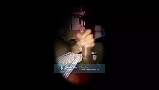 Gece geç saatlerde mastürbasyon 2 boşalma
