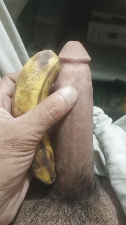 Min aur mera land bahat masti min hai agar kasi ko sex ki khwahish hai to mere saath male aur female raabtah kar kar ho