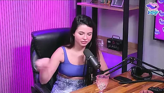 Clara Wellen Podcast with Natasha Naturista