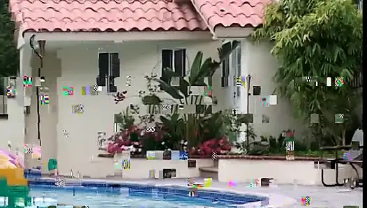 Yakışıklı adam sulu sarışın bebek Gina Blue'ya iki kez kurabiyelerini patlattı