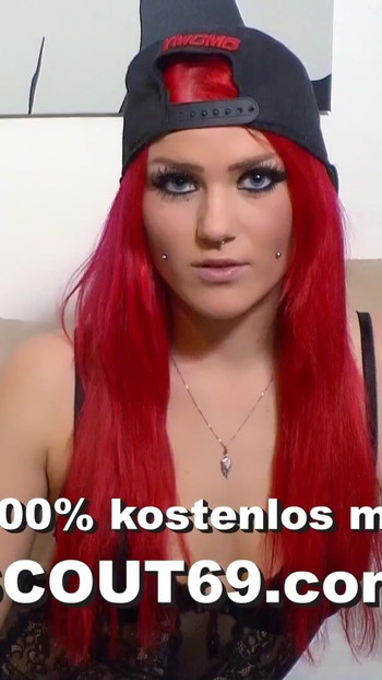 Epický okamžik z "He Cums in Seconds - Německá teen šlapka dostane creampie od starého chlapa"