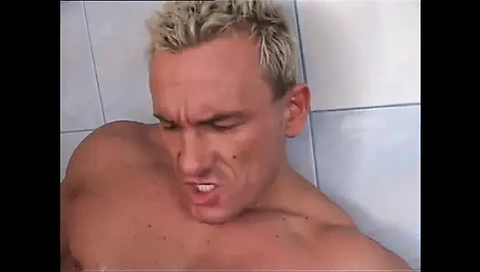 Полностью мою бритую киску вашим большим хуем !! Том 2