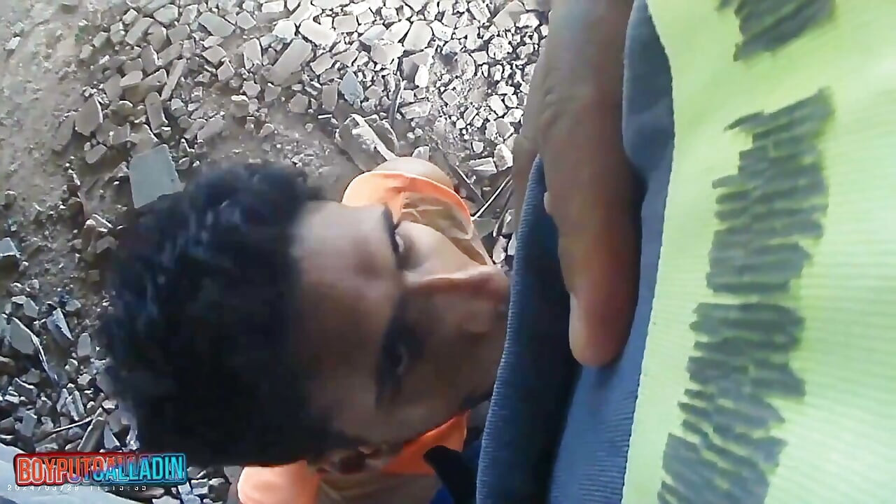I Sucked the Black Guy at the Construction Site.