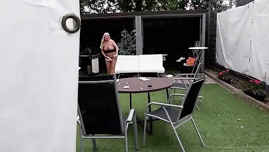 Reife bBW auf castingcouch gefickt