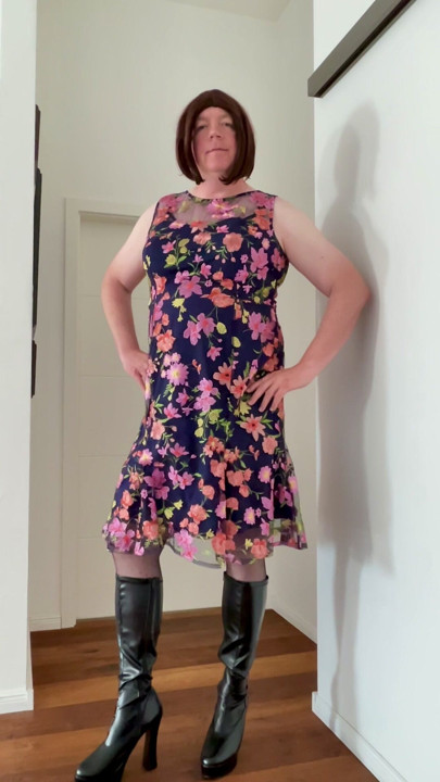 Nicolette in a great, sexy summer dress with platform high-heel boots