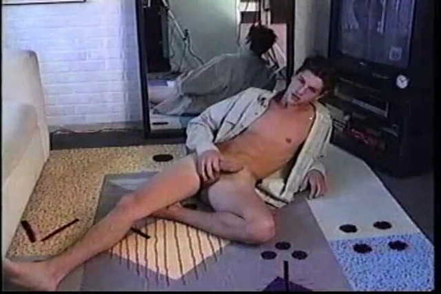 Gay USA Club Simon Rex Behind The Scenes
