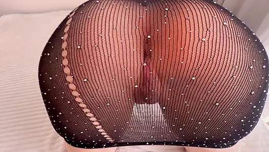 My Hot Stepsis Waiting For My Big Cock.