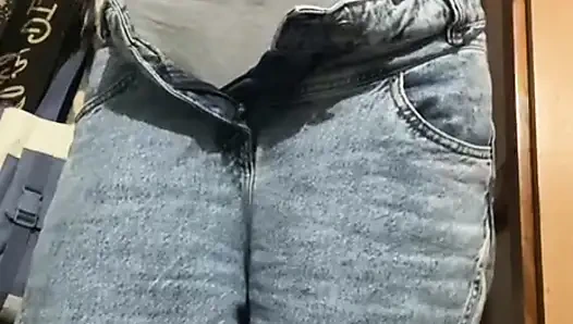 Schoolgirl 18+ IN PAJAMAS. SLIP-UP