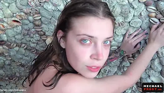 Незнакомец проник в мой дом и в меня