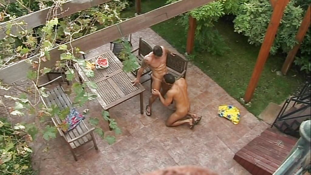 Muscular Hung Stud Fucks His Young Lover Anal Outside and