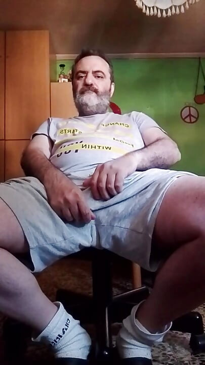 I had a crazy desire to cum