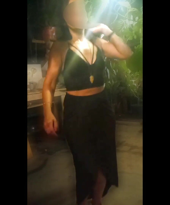 ราชินีเต้น (Nonude)