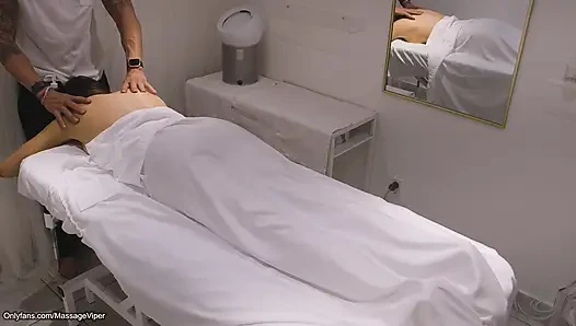 Cheating Wife Fucks the Massage Therapist