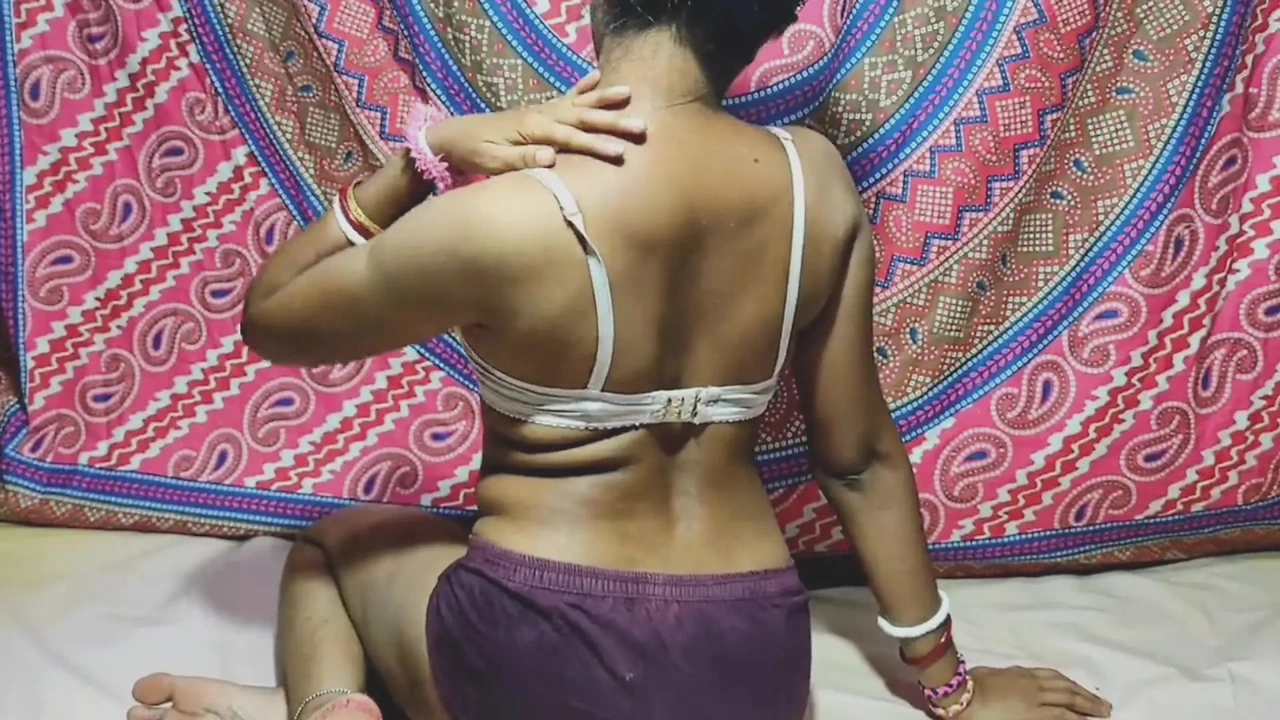 Desi teen girl tight pussy xxx video , desi hot village girl Homemade sex video